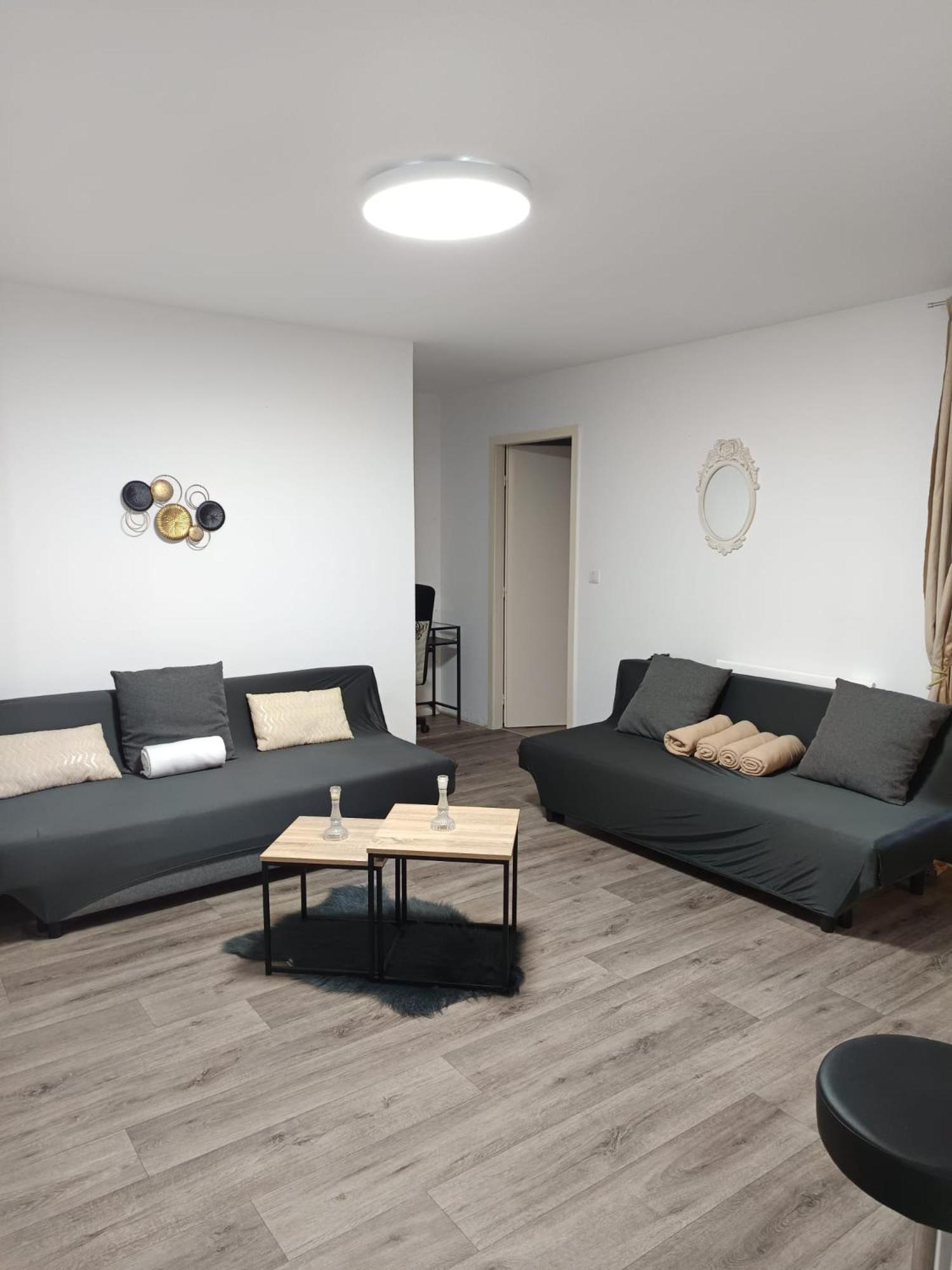 Ferienwohnung Douillet-Kanamappart-Euroairport Saint-Louis  Exterior foto